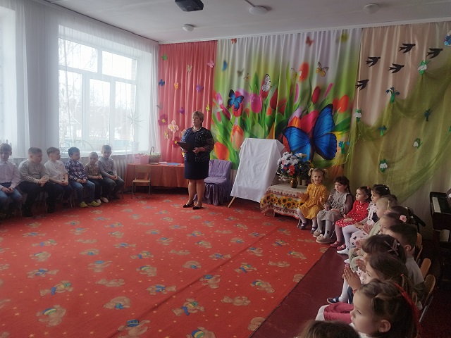 Фото без опису