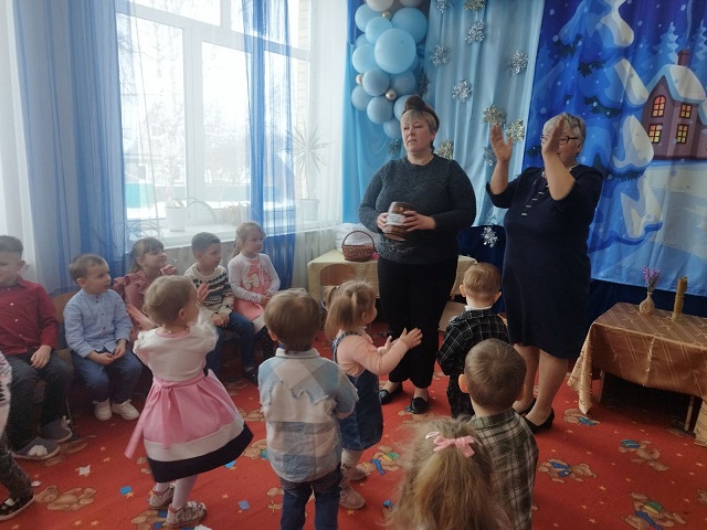 Фото без опису