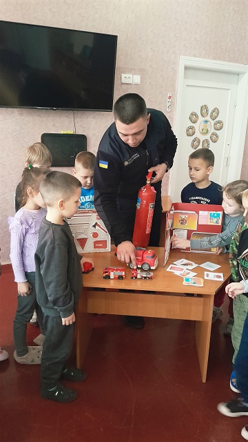 Фото без опису