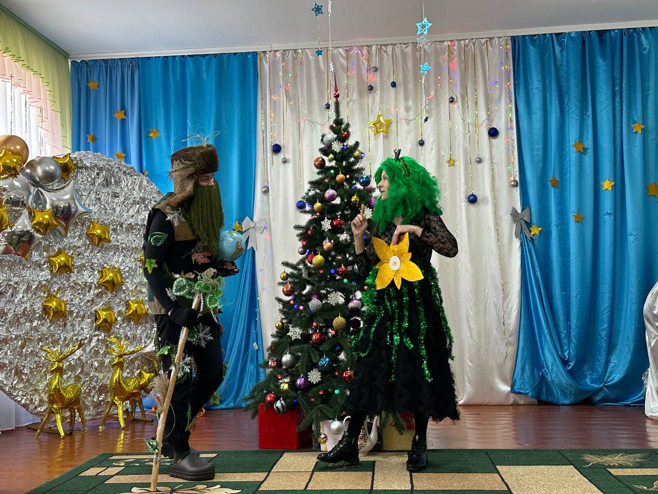Фото без опису