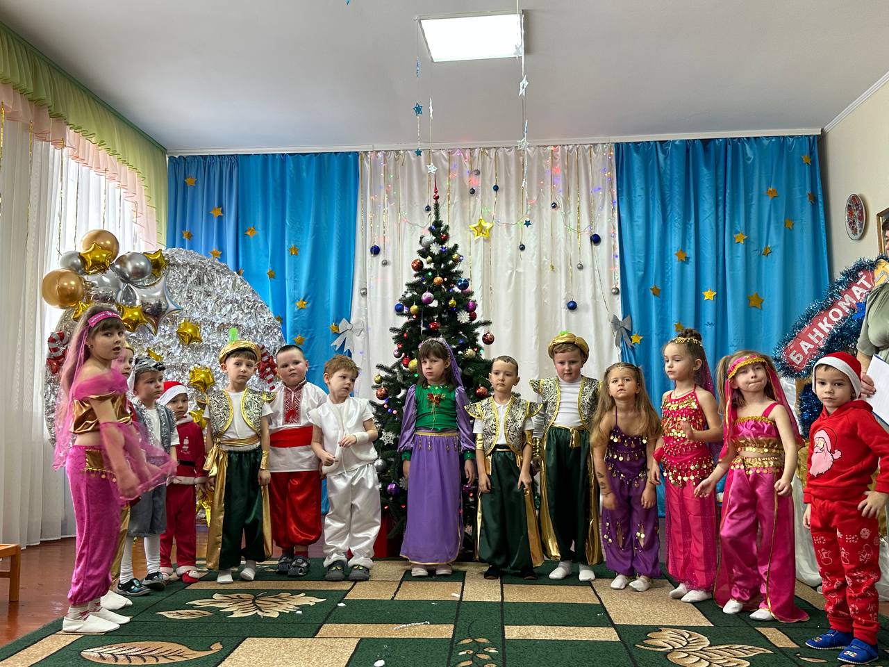 Фото без опису