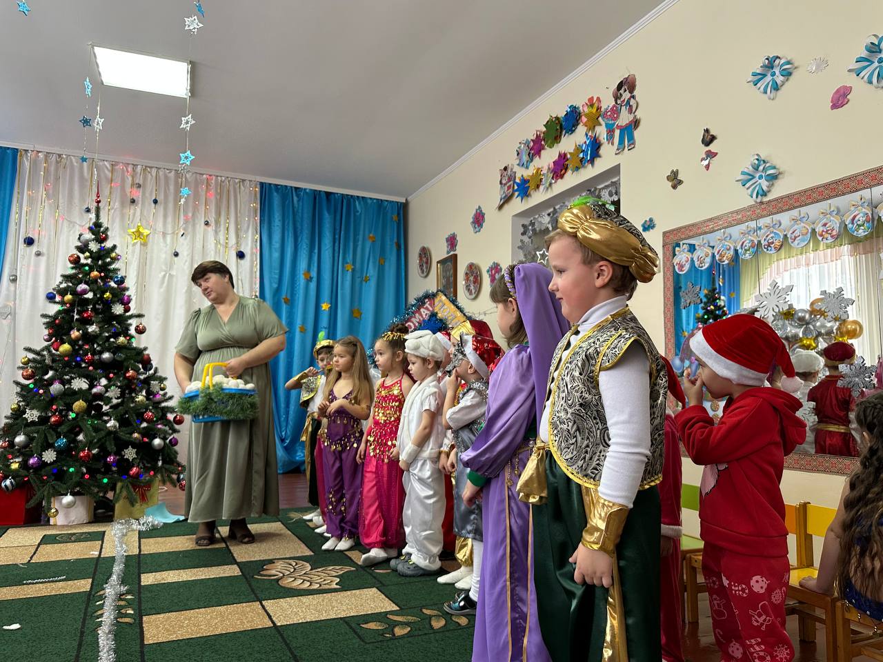 Фото без опису