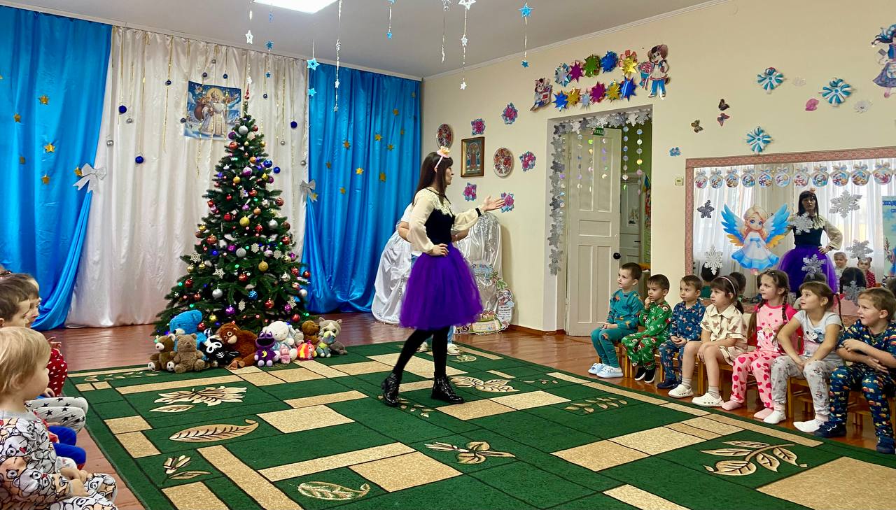 Фото без опису