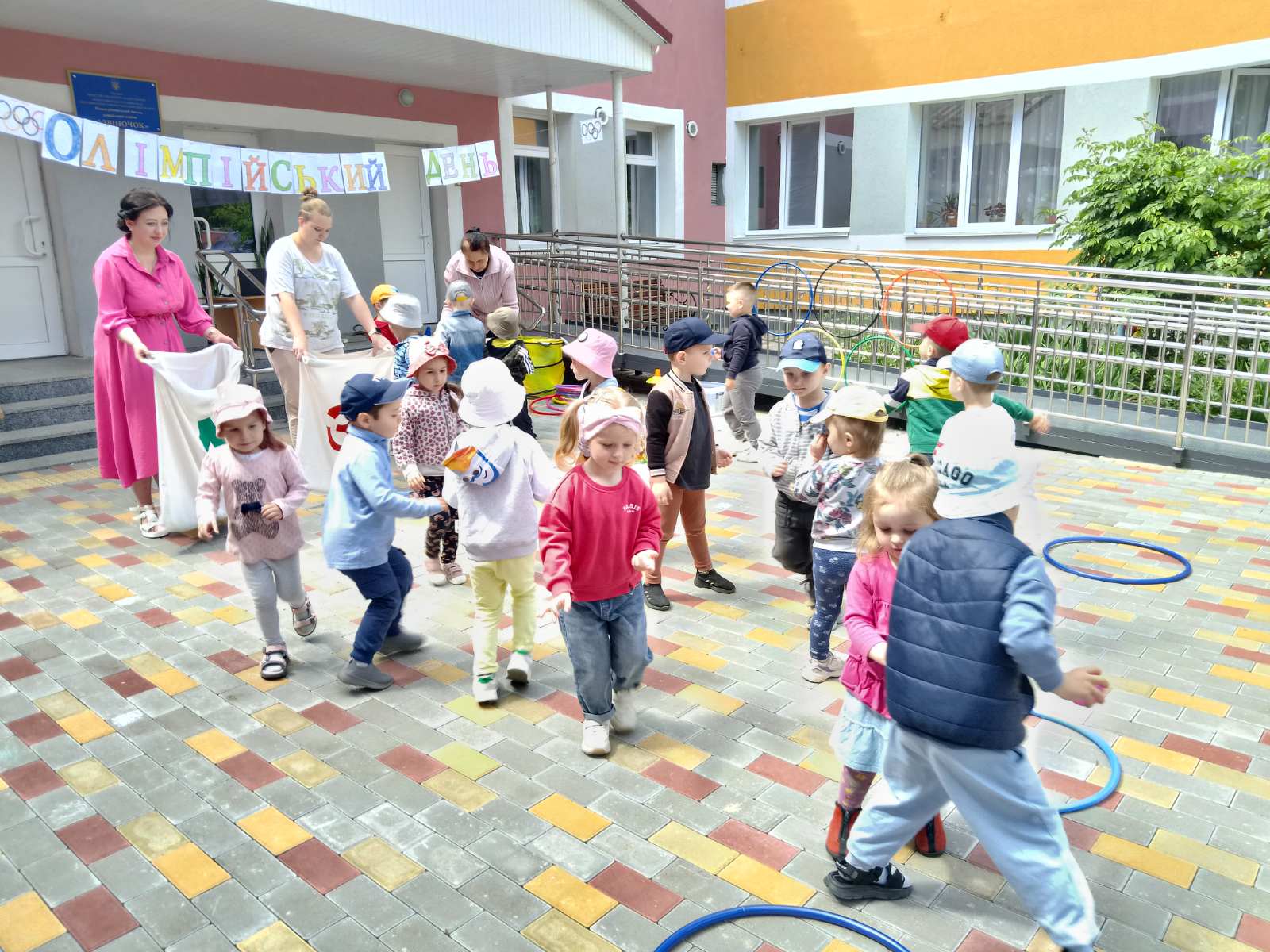 Фото без опису