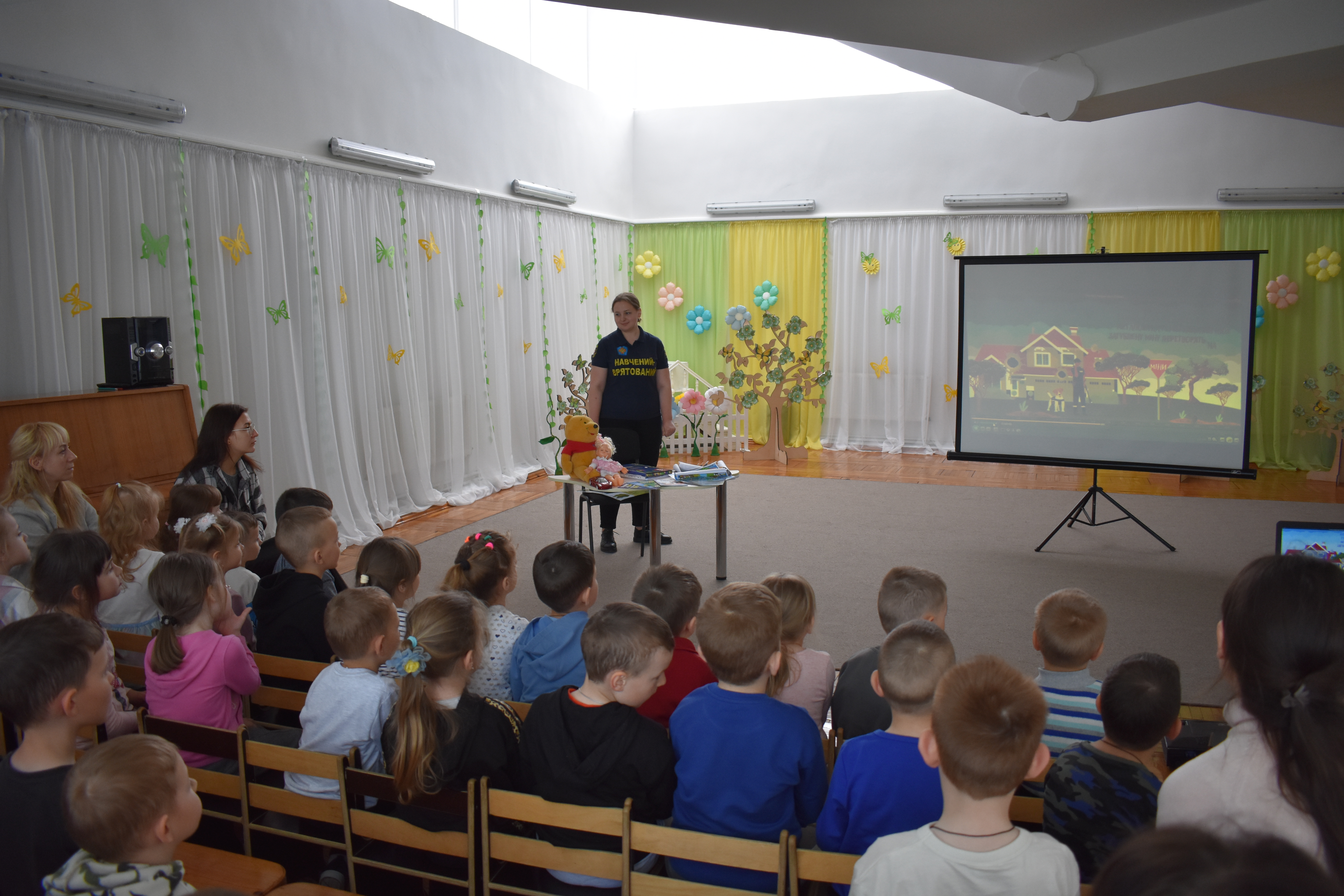 Фото без опису