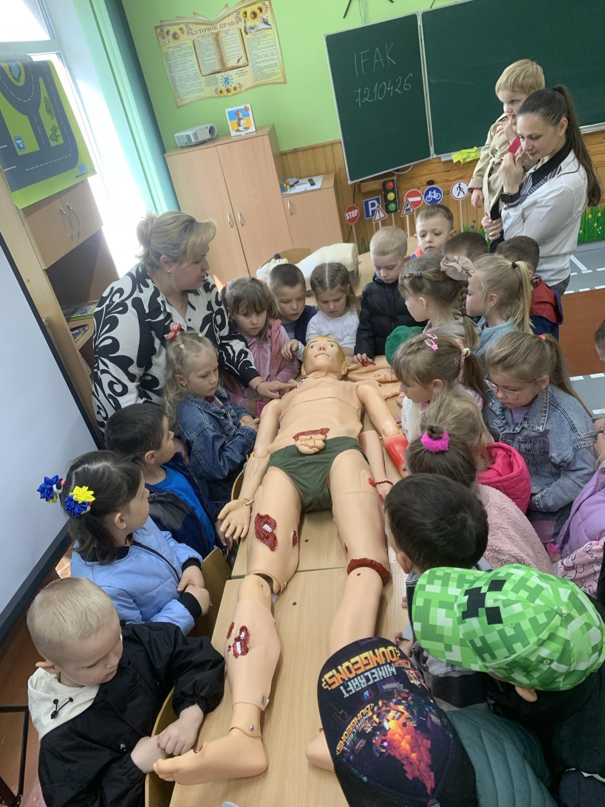 Фото без опису