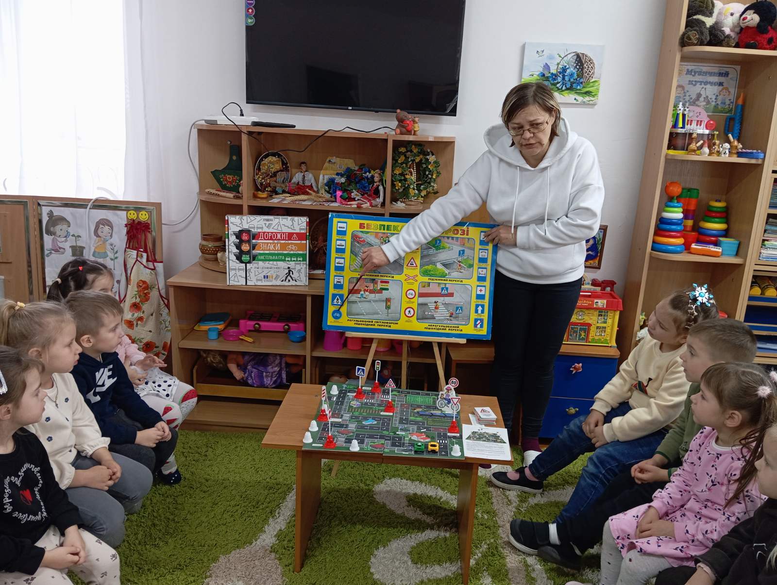 Фото без опису