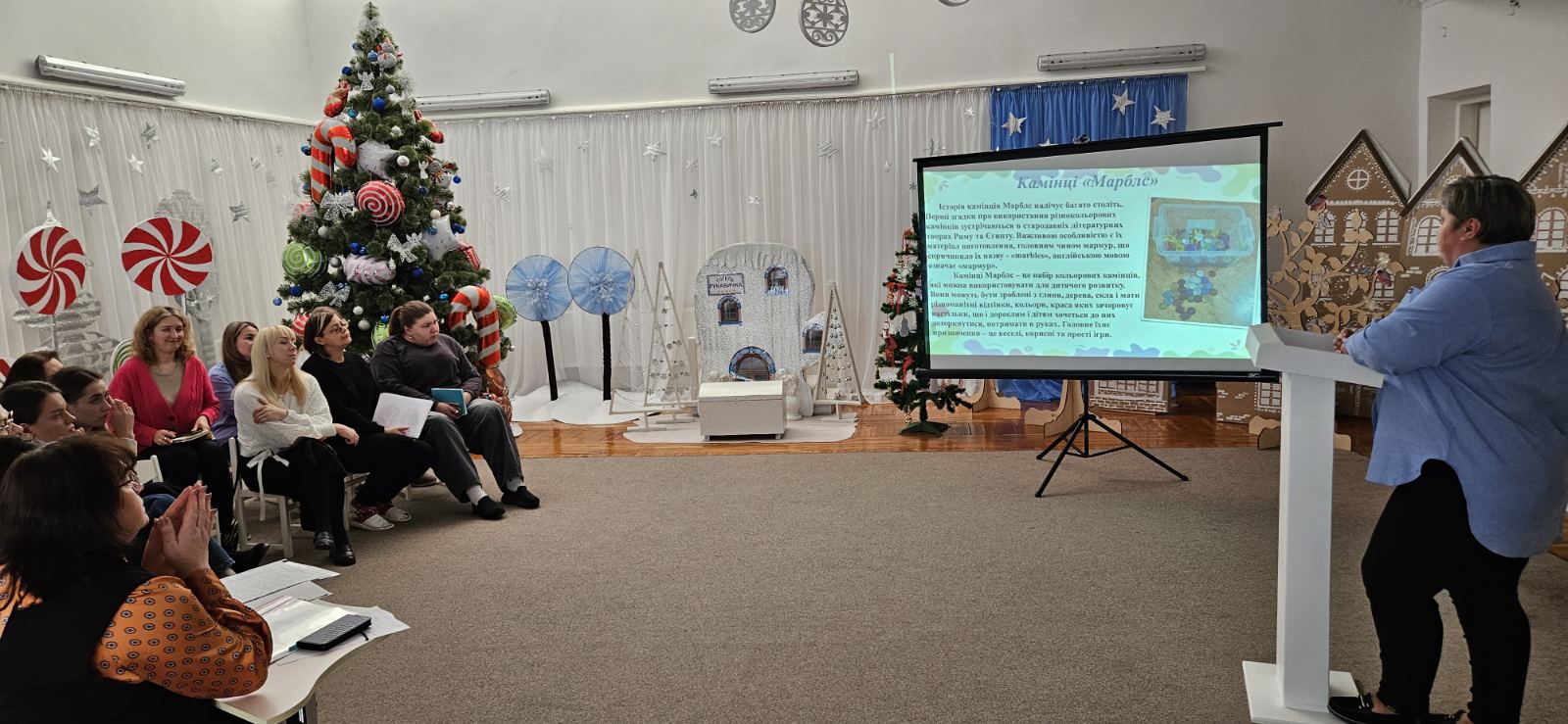 Фото без опису