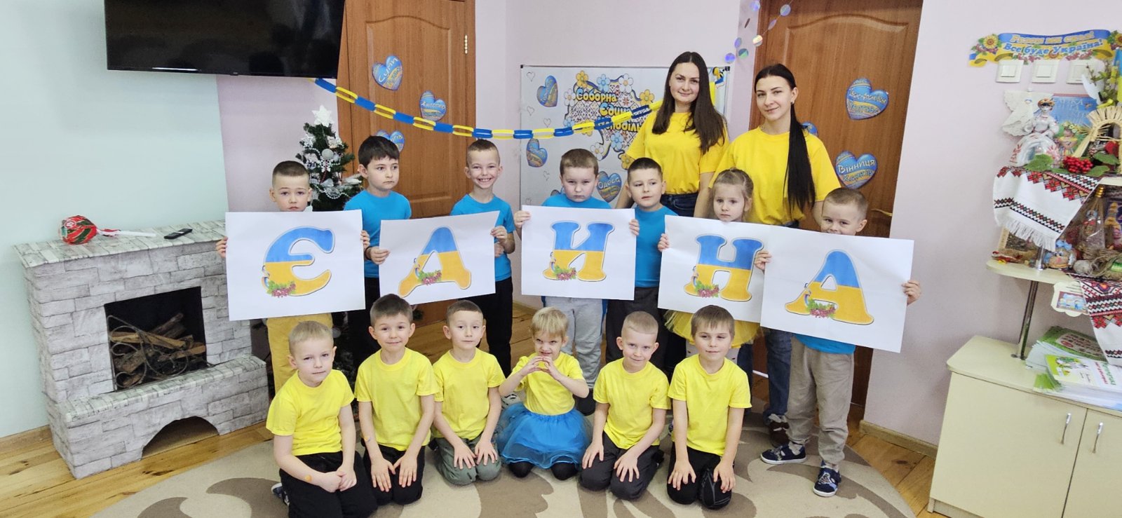 Фото без опису