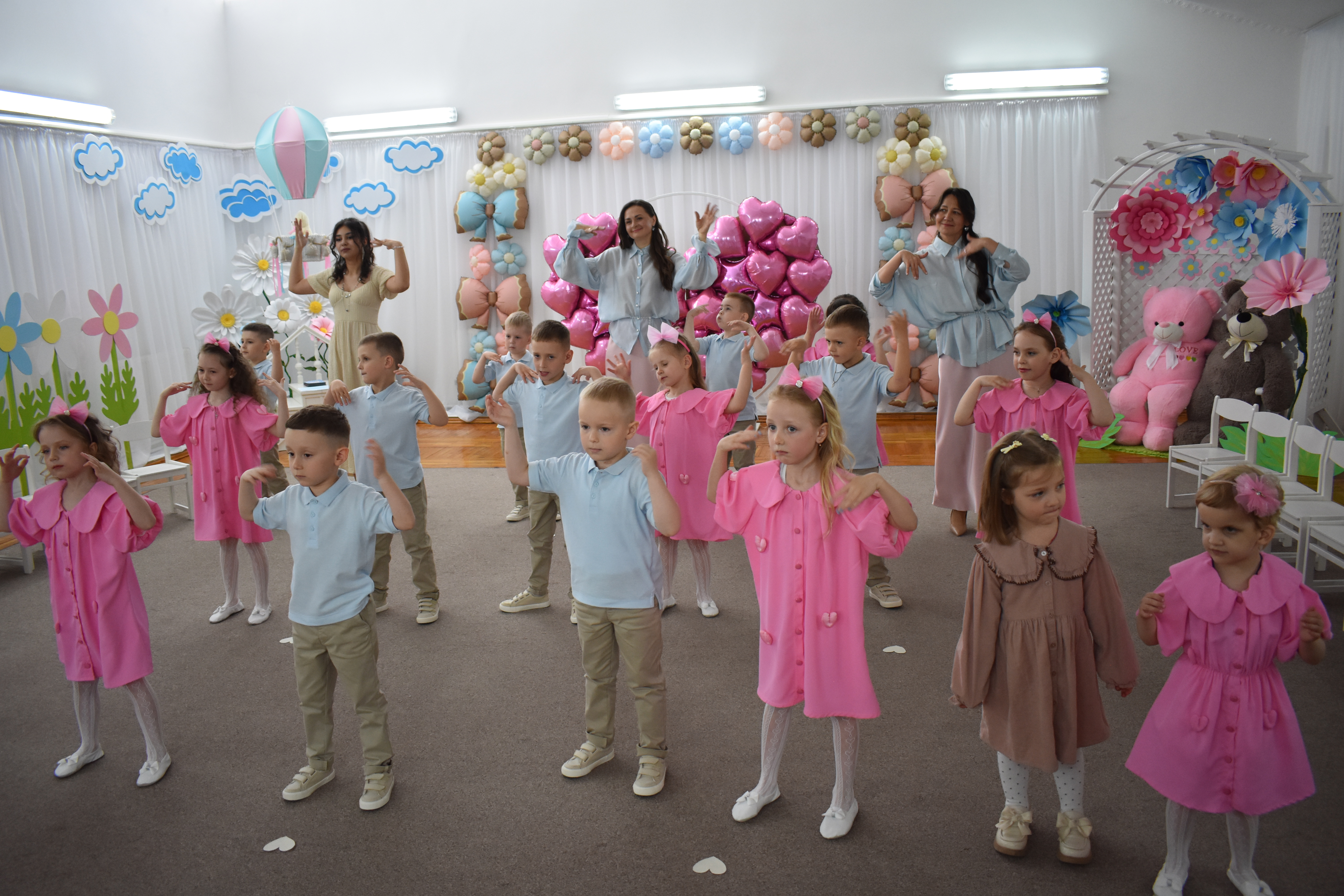 Фото без опису