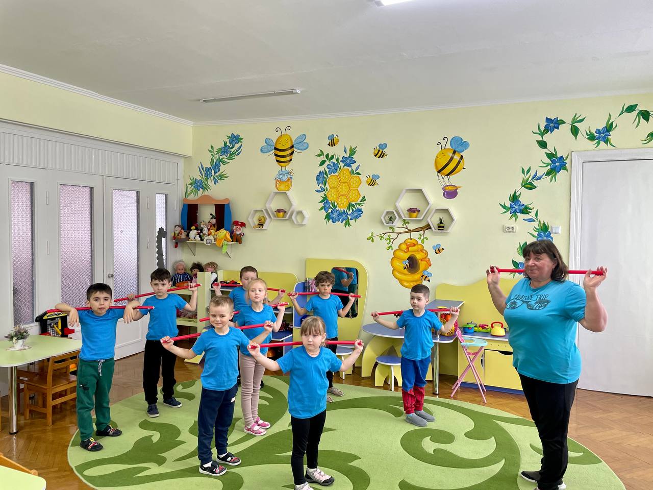 Фото без опису