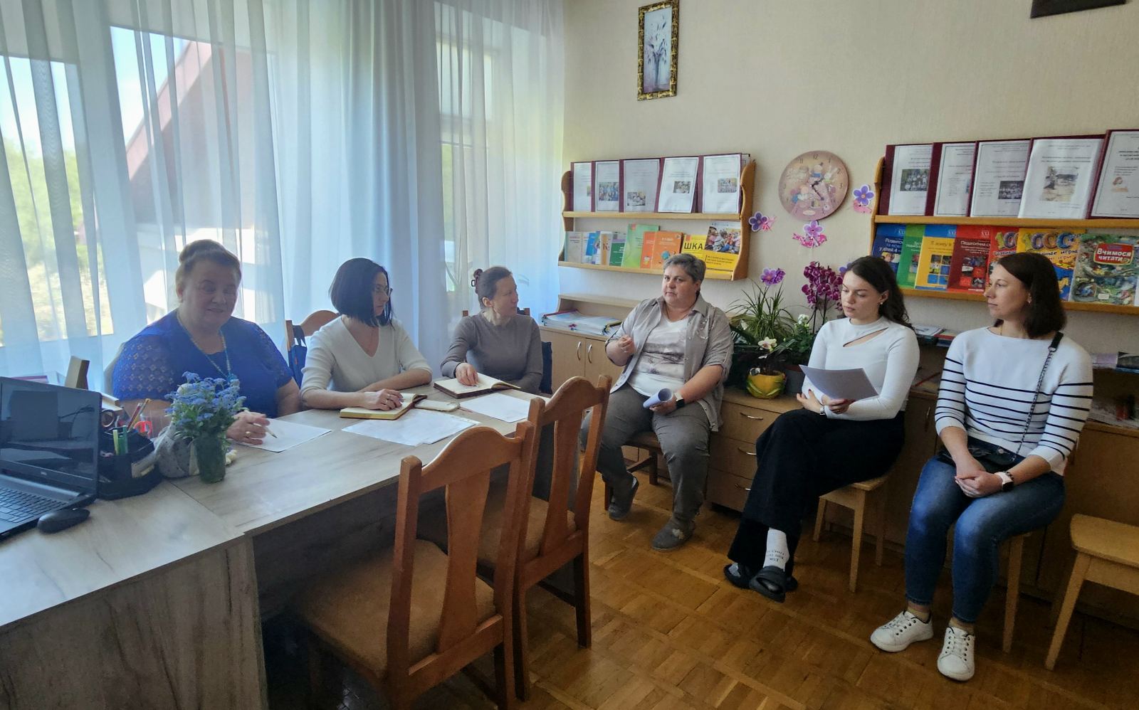 Фото без опису