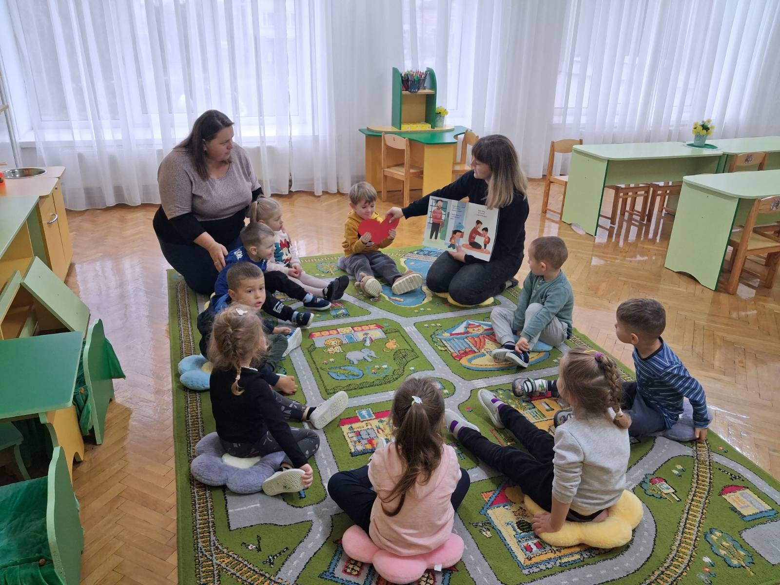 Фото без опису