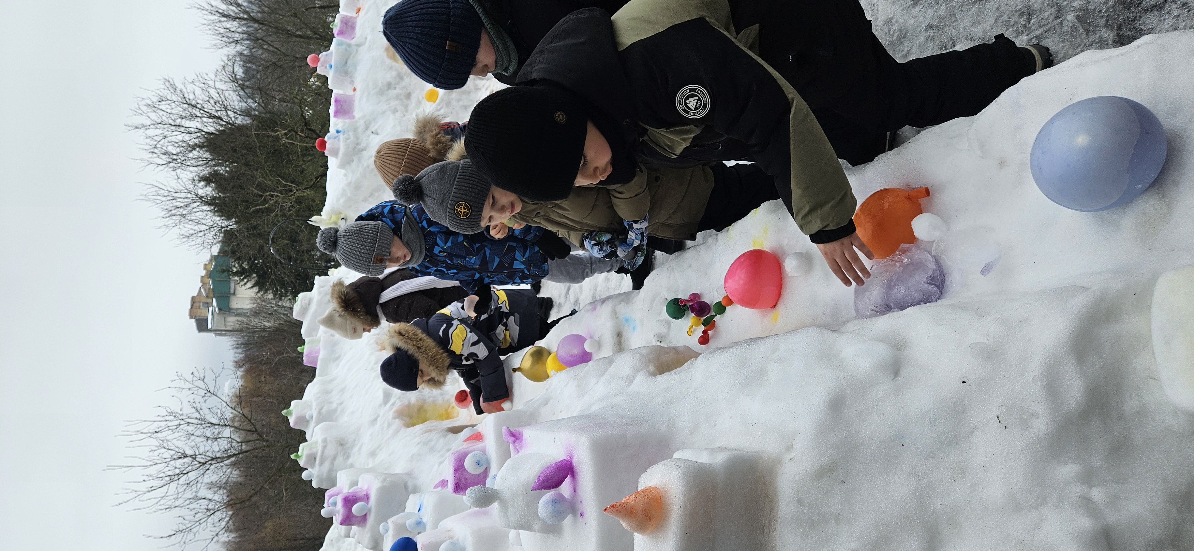 Фото без опису