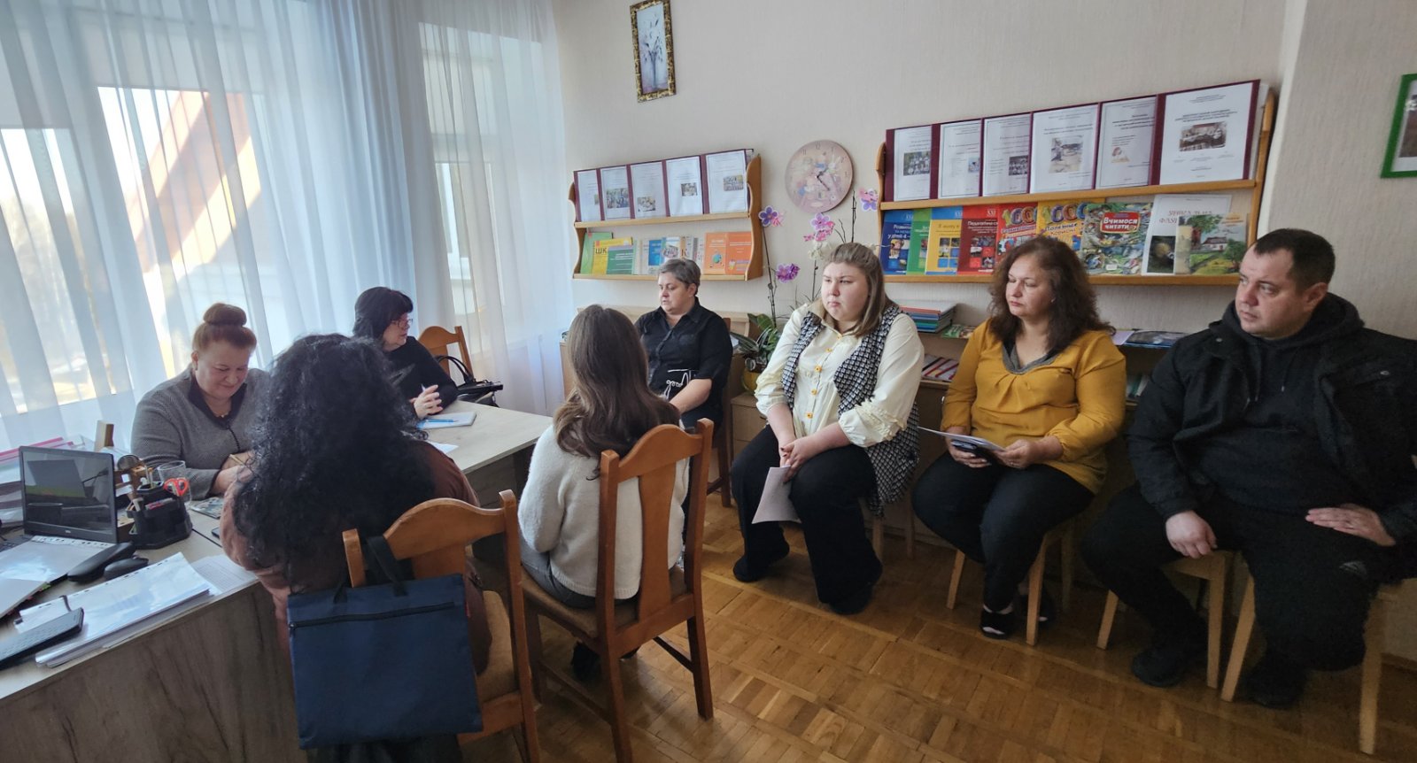 Фото без опису