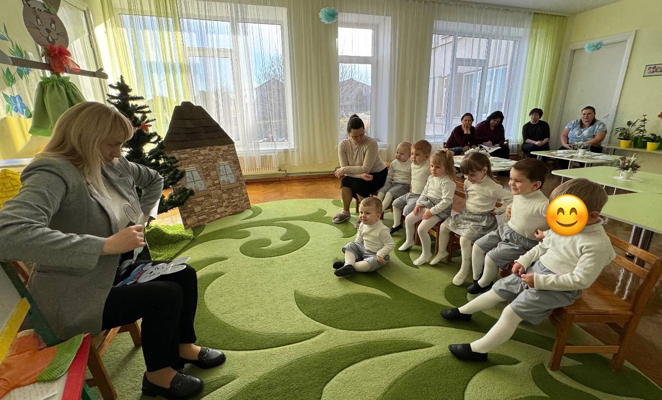 Фото без опису