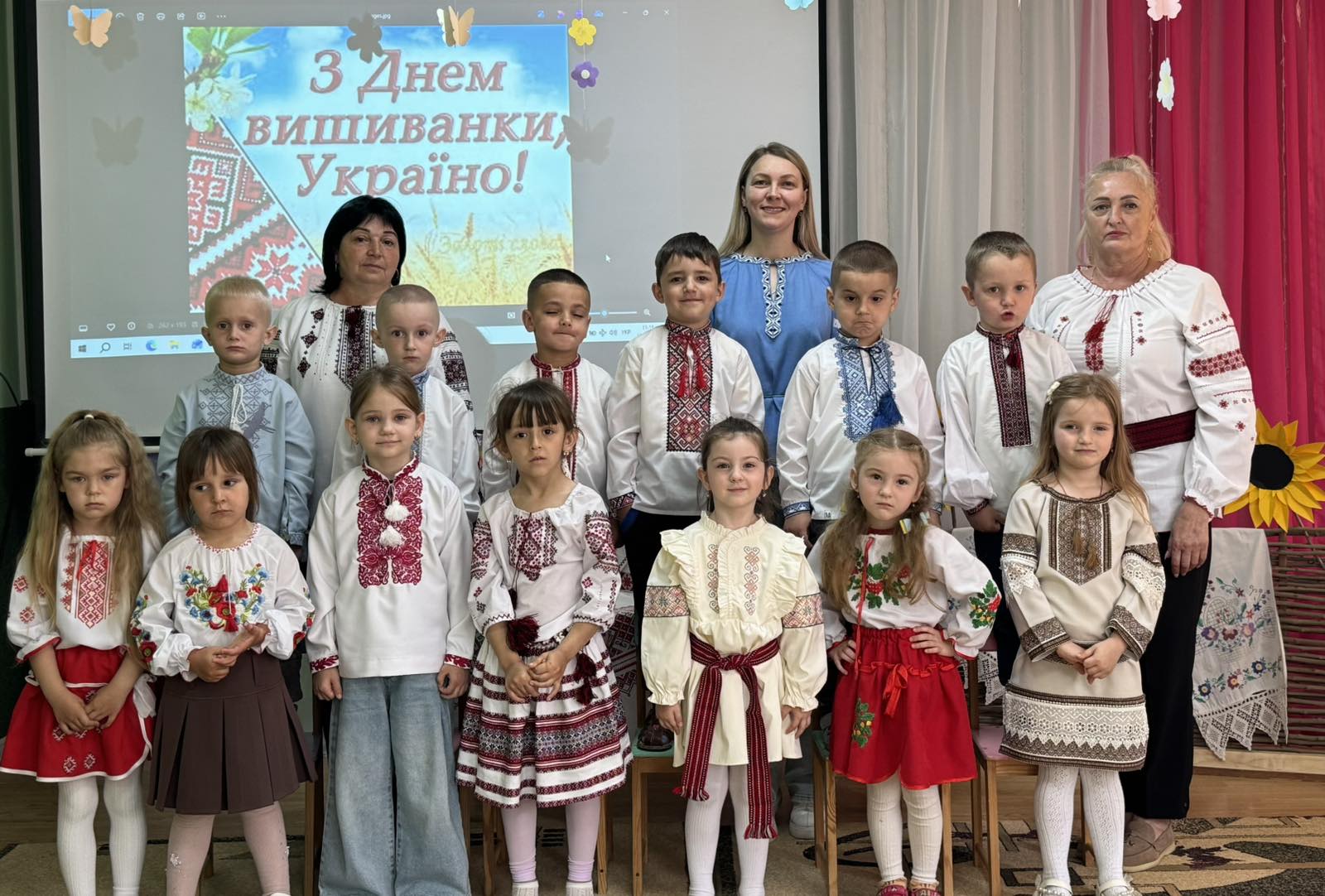 Фото без опису