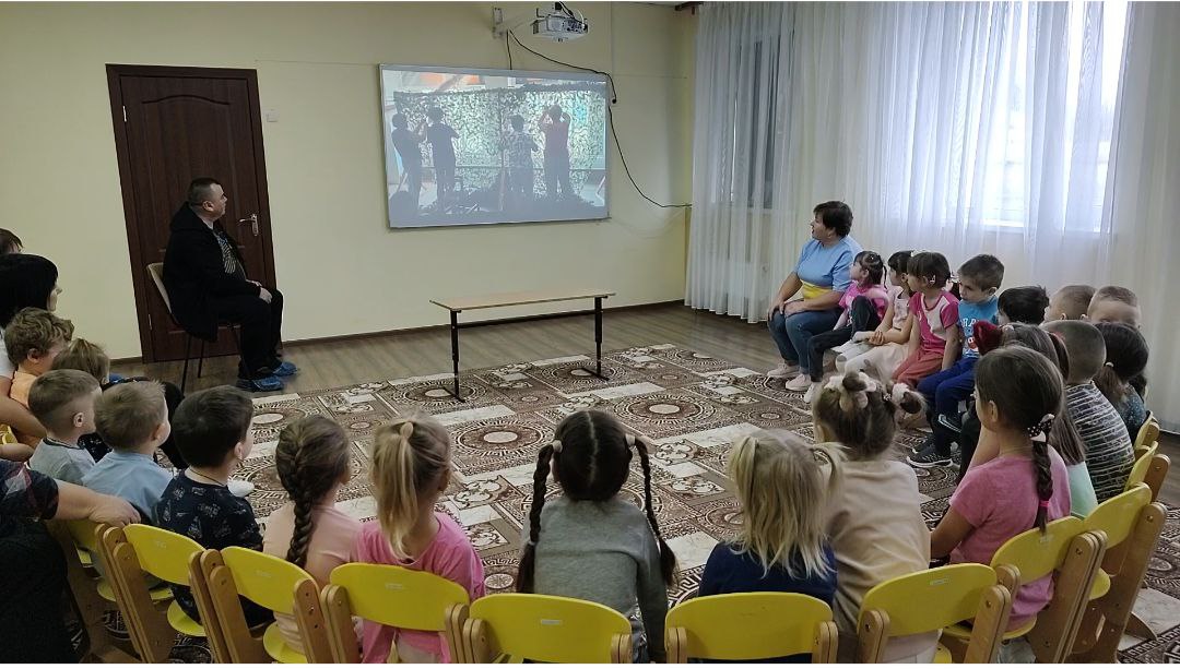 Фото без опису