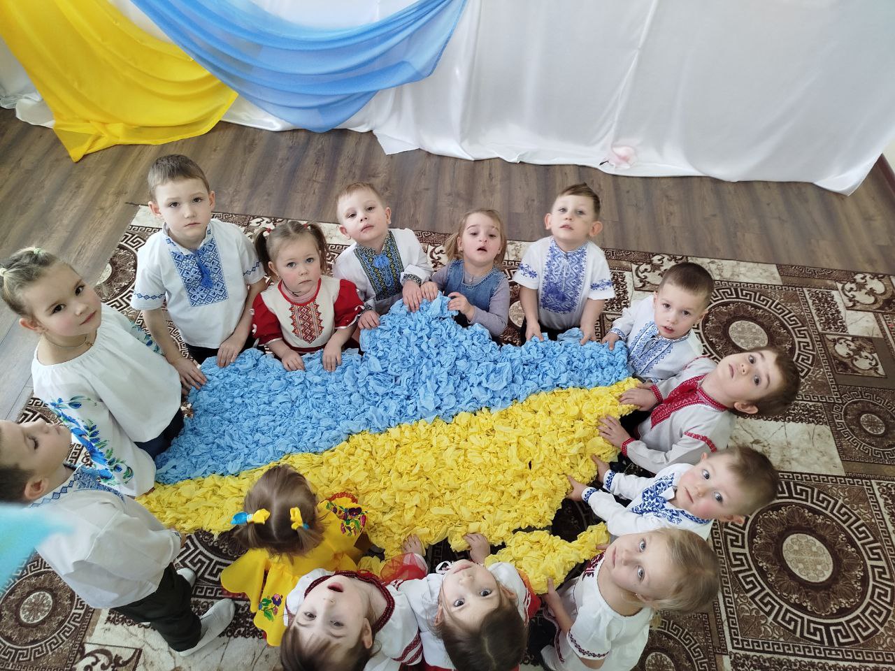 Фото без опису