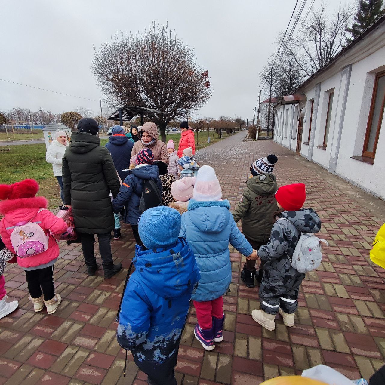 Фото без опису