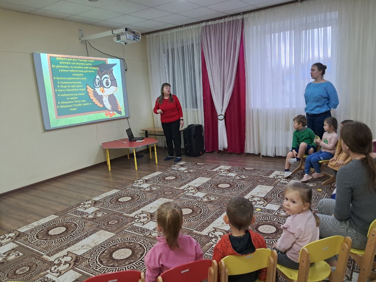 Фото без опису