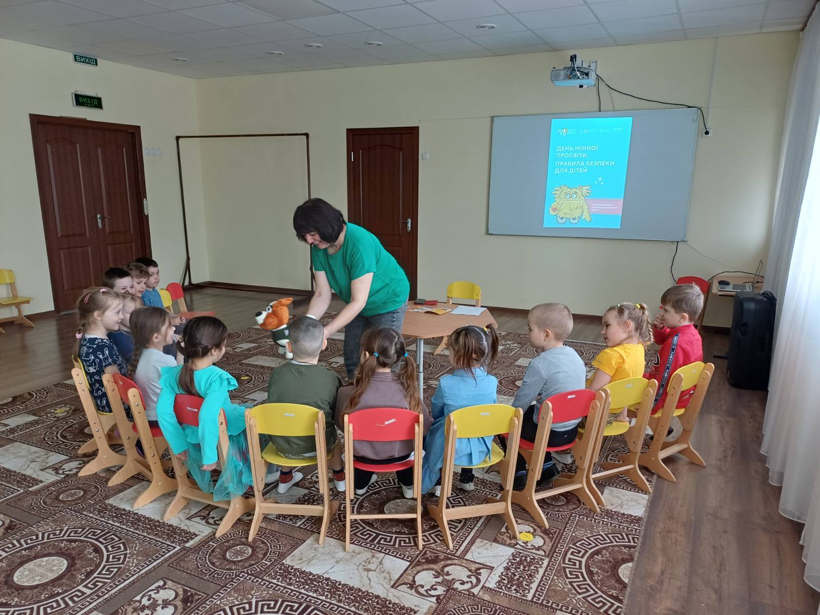 Фото без опису