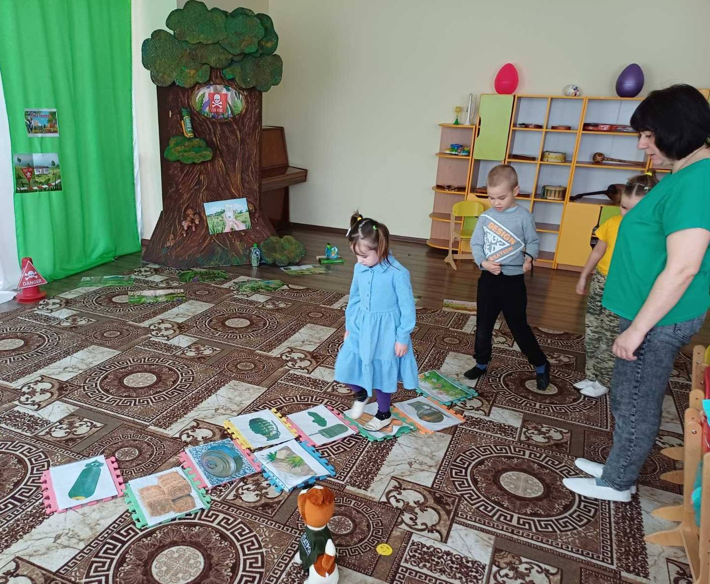 Фото без опису