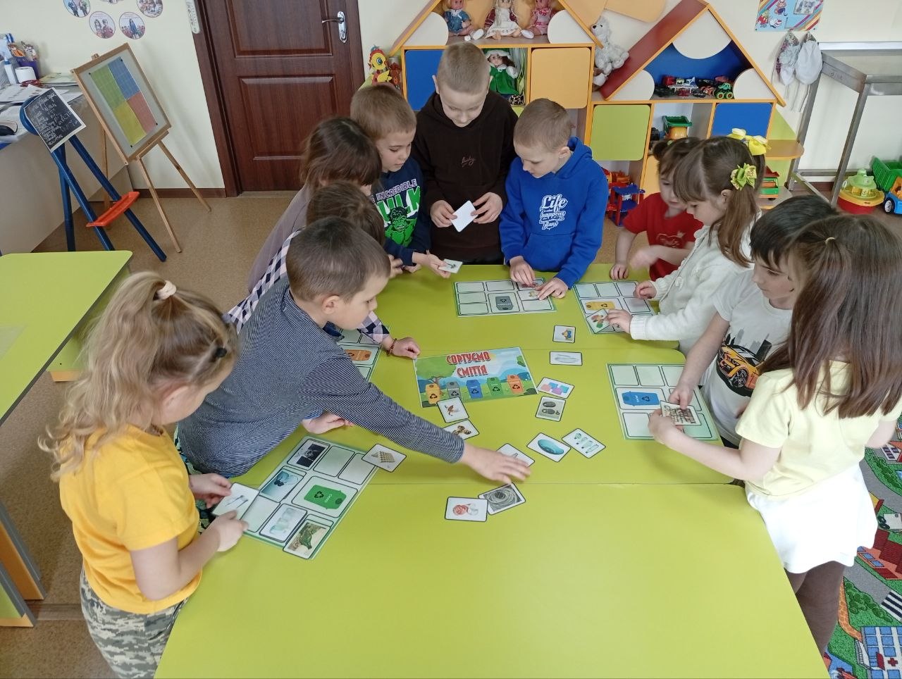 Фото без опису