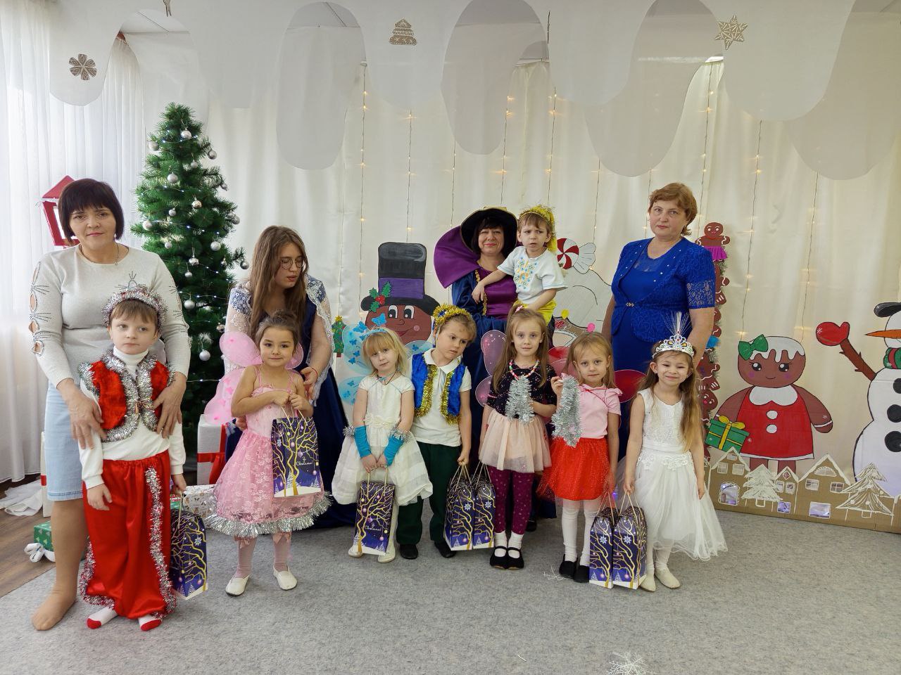 Фото без опису