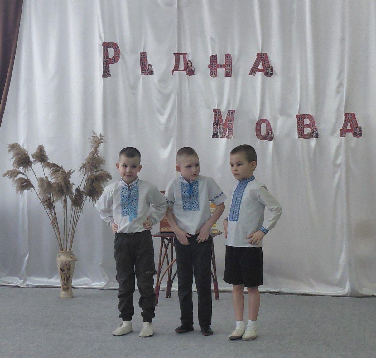 Фото без опису