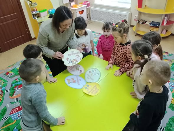 Фото без опису