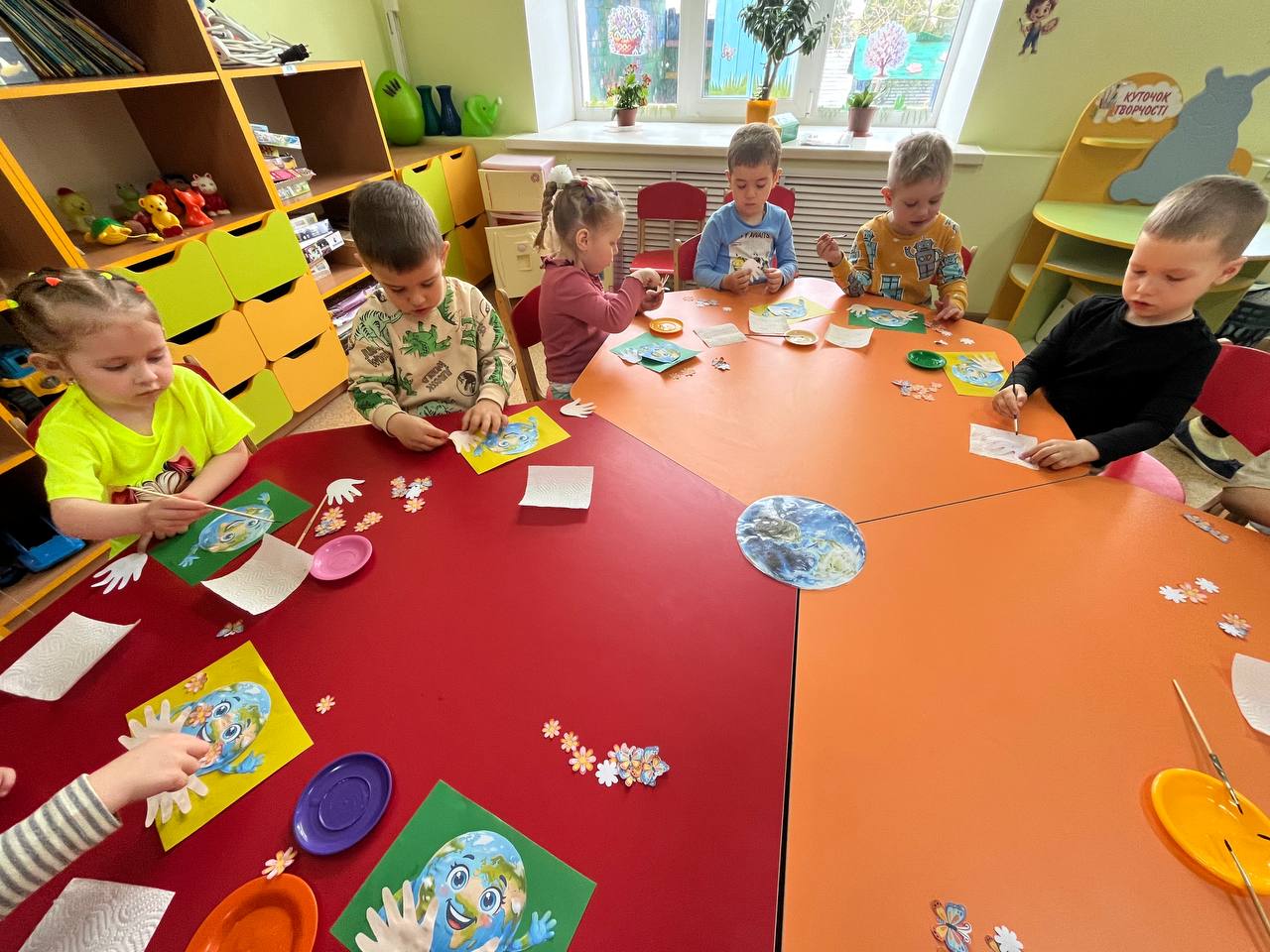 Фото без опису