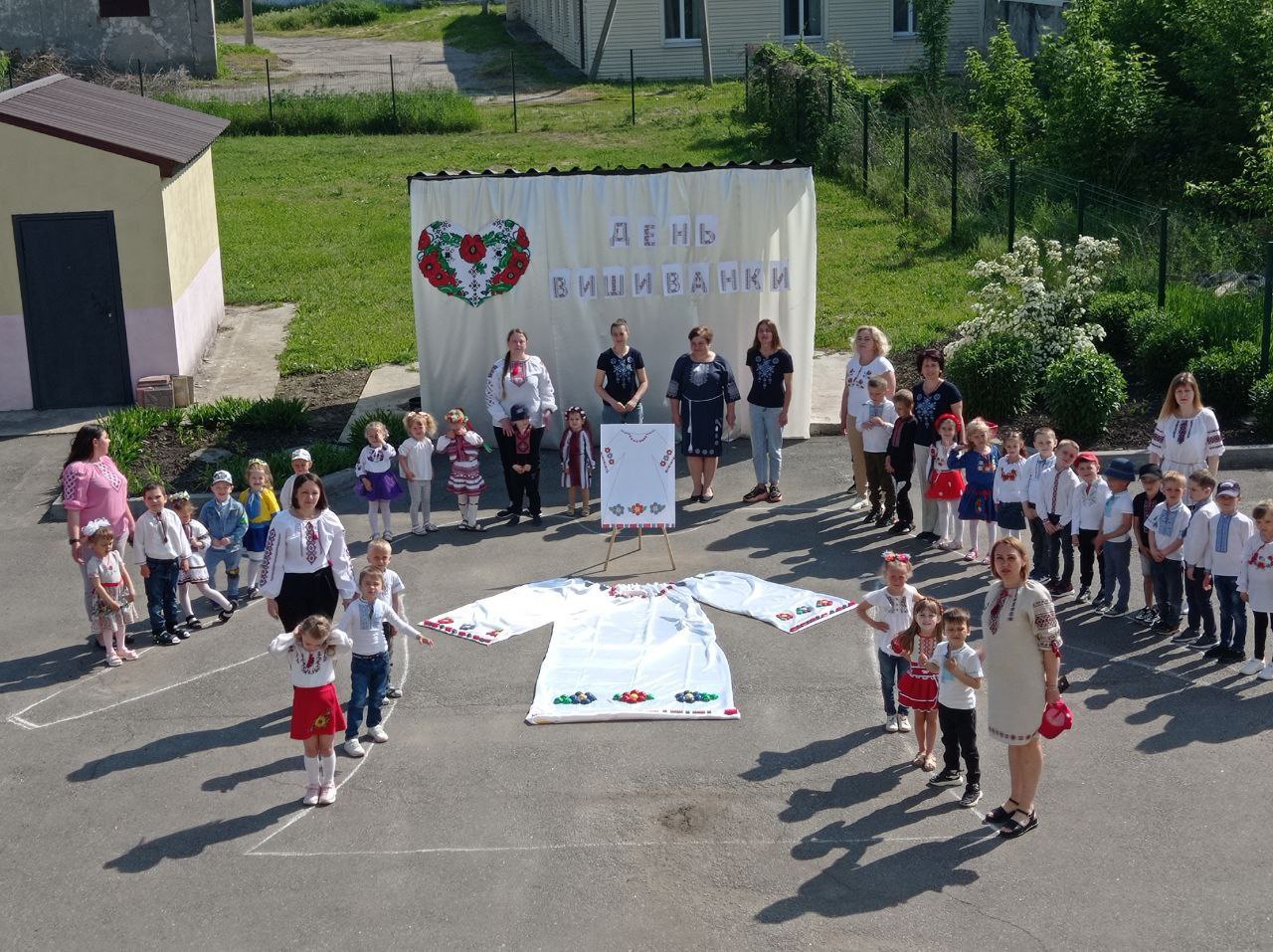 Фото без опису