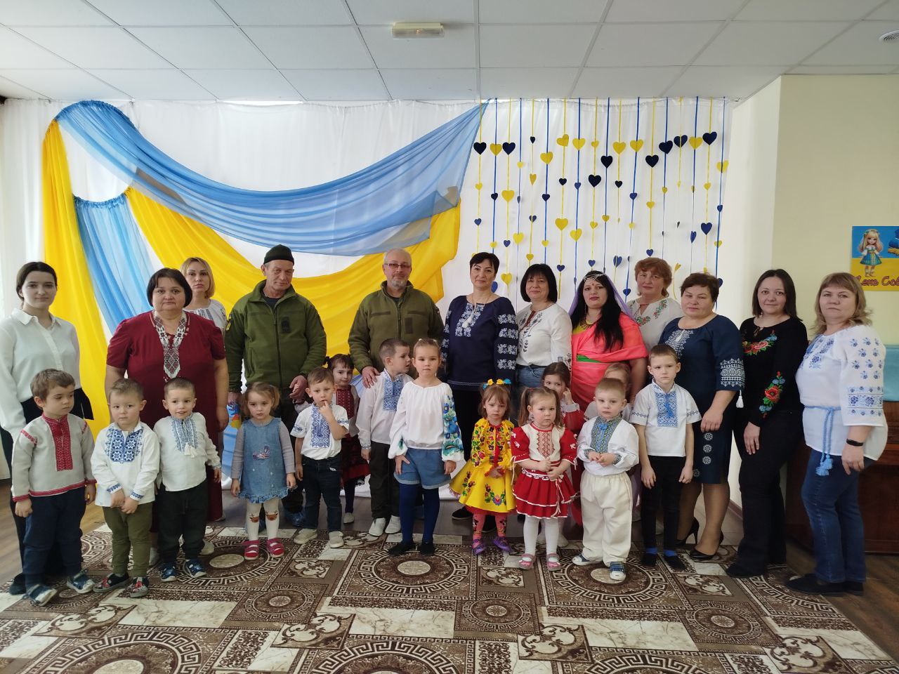 Фото без опису