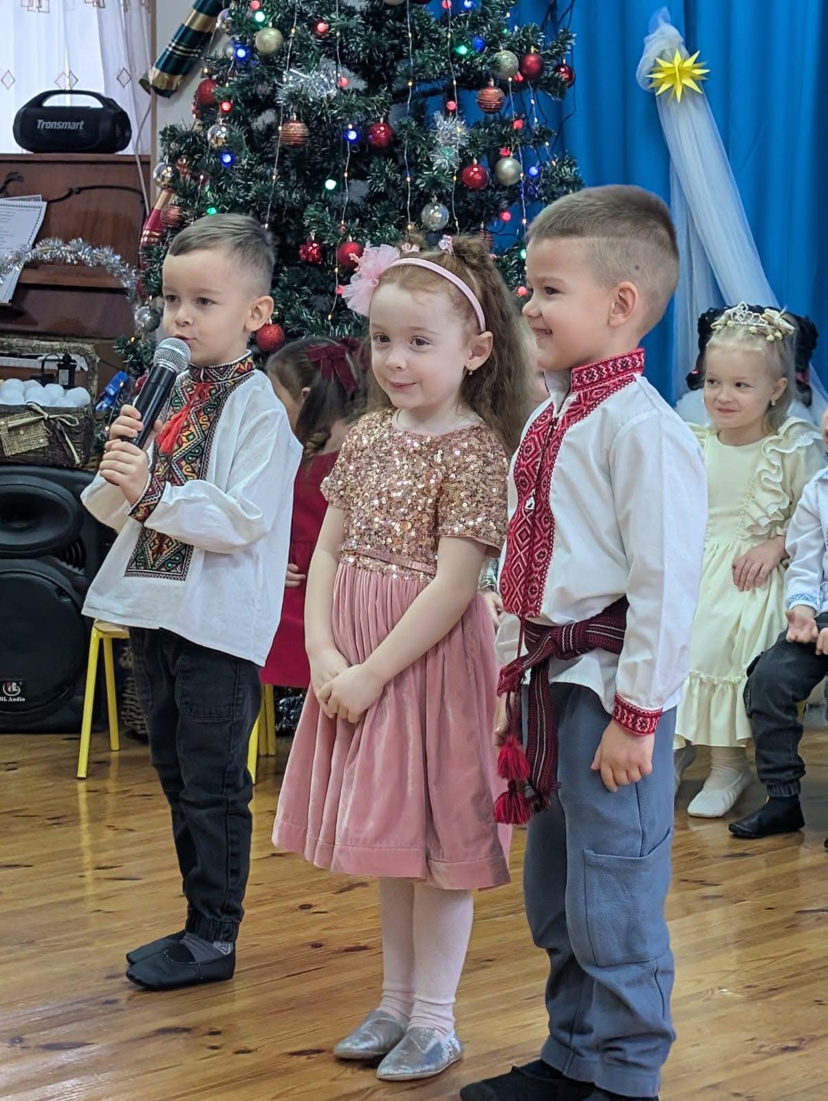 Фото без опису