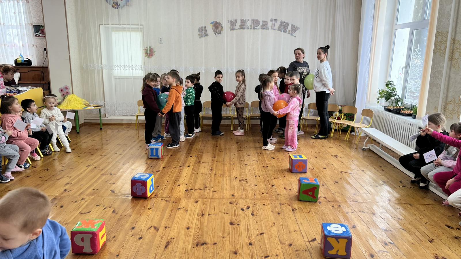 Фото без опису