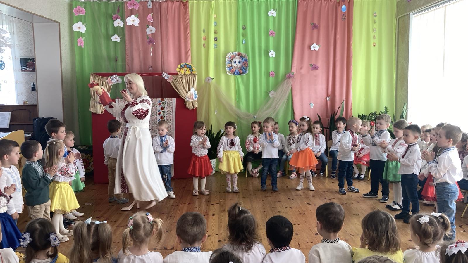 Фото без опису