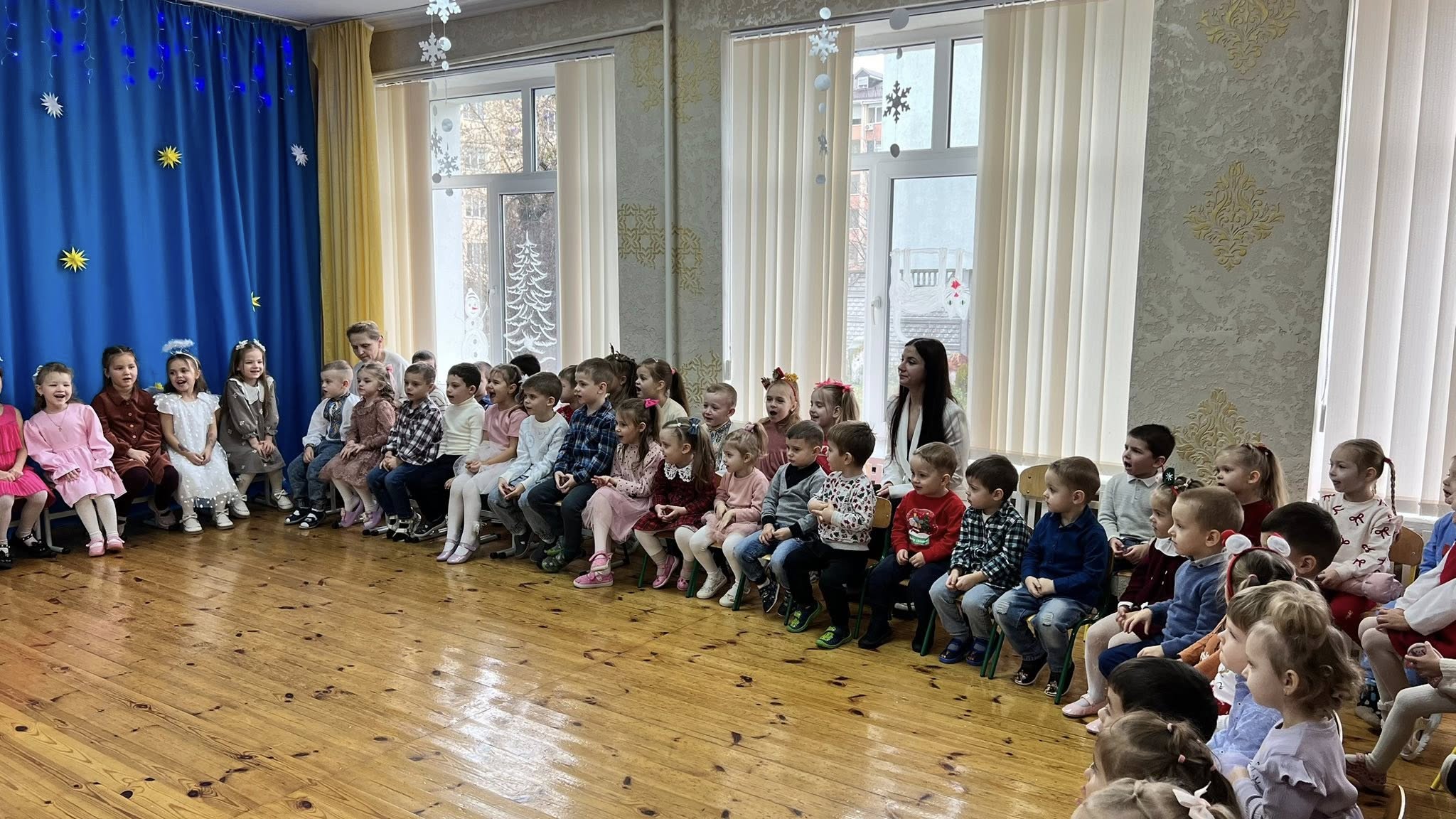 Фото без опису
