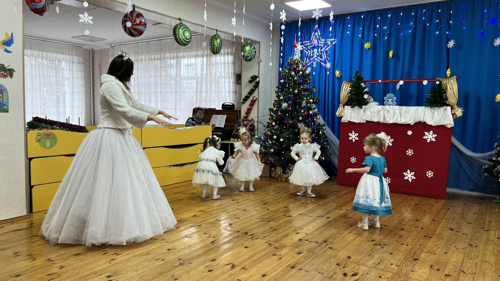 Фото без опису