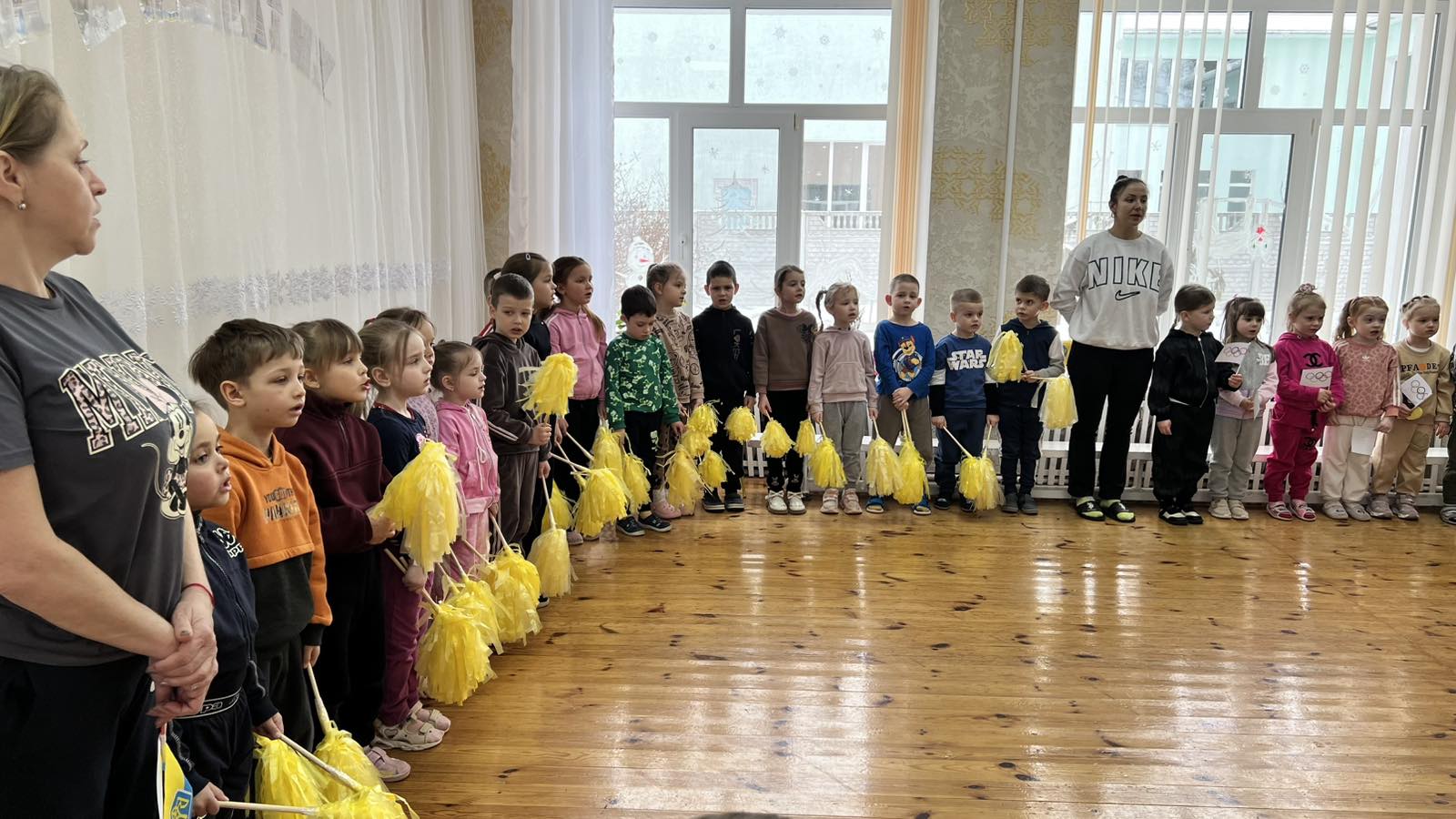 Фото без опису