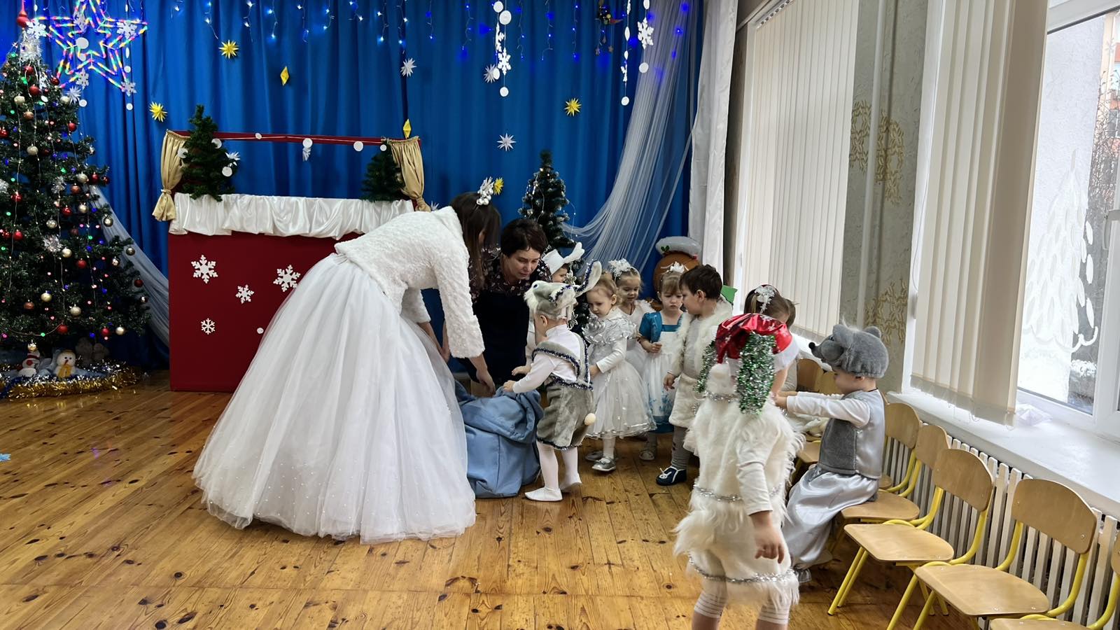 Фото без опису
