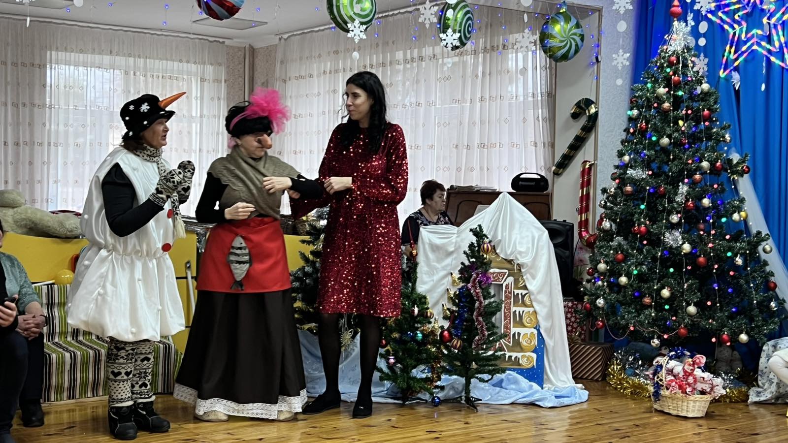 Фото без опису