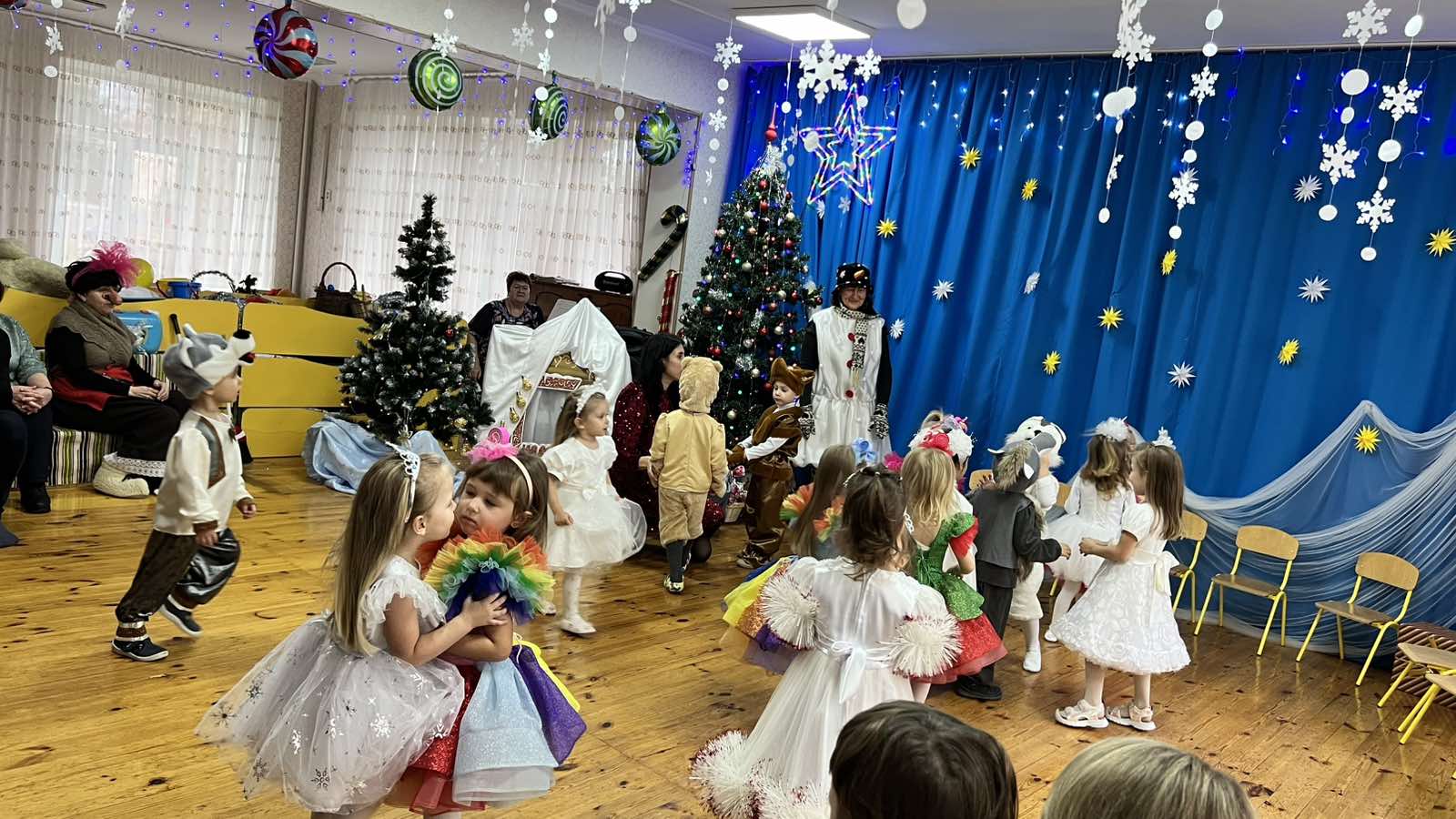 Фото без опису