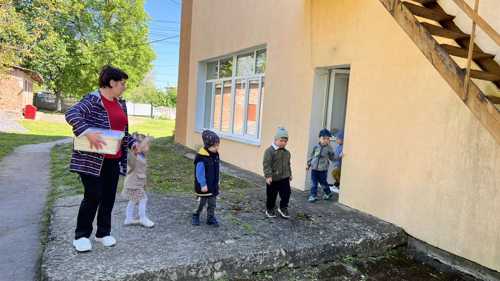 Фото без опису