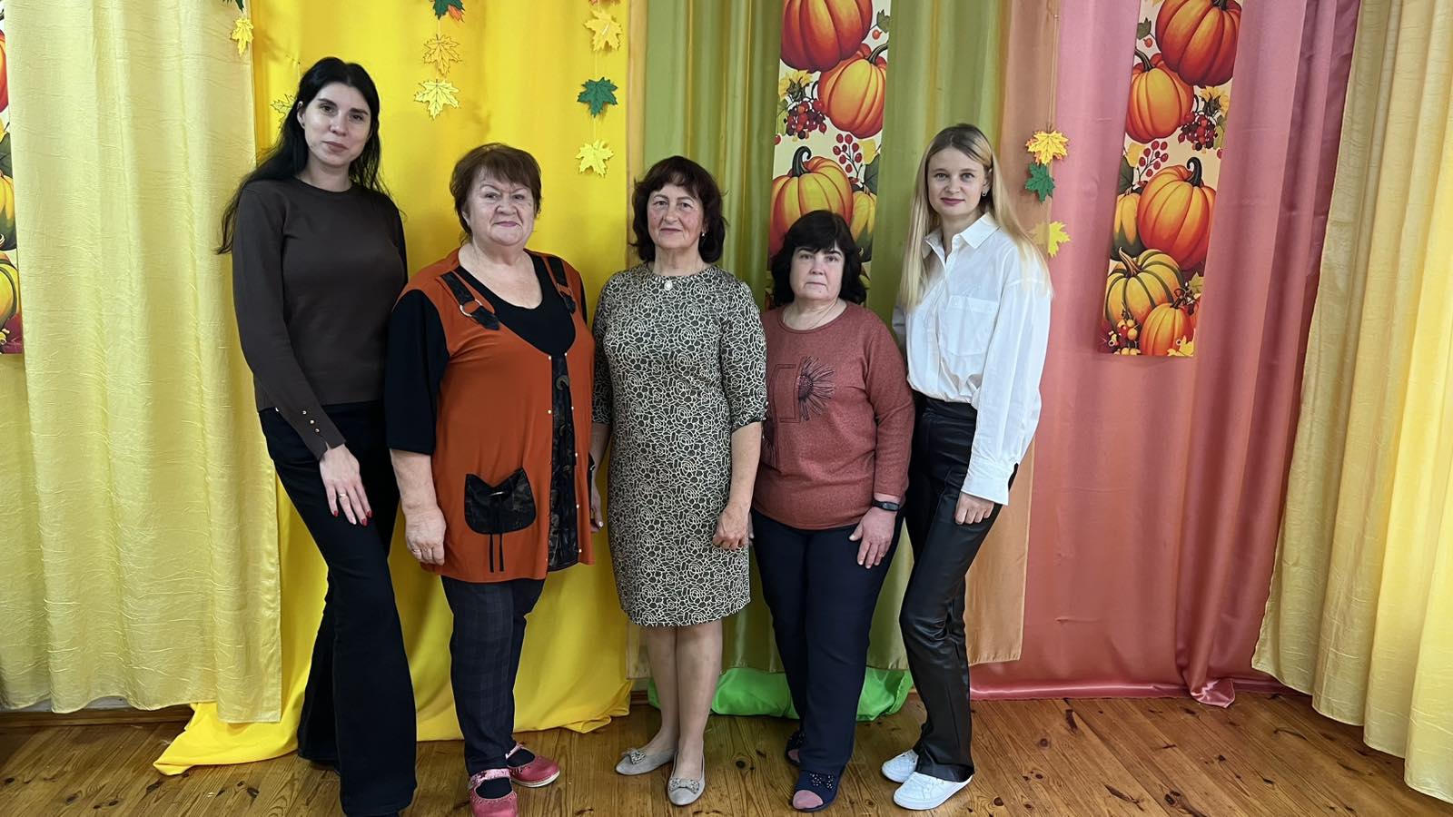 Фото без опису