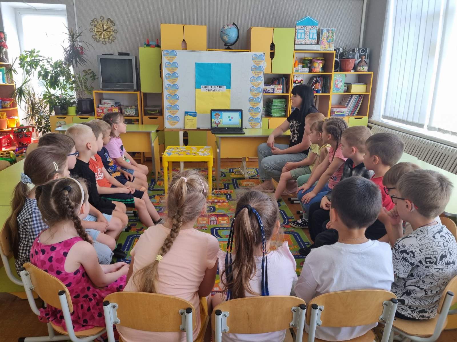 Фото без опису