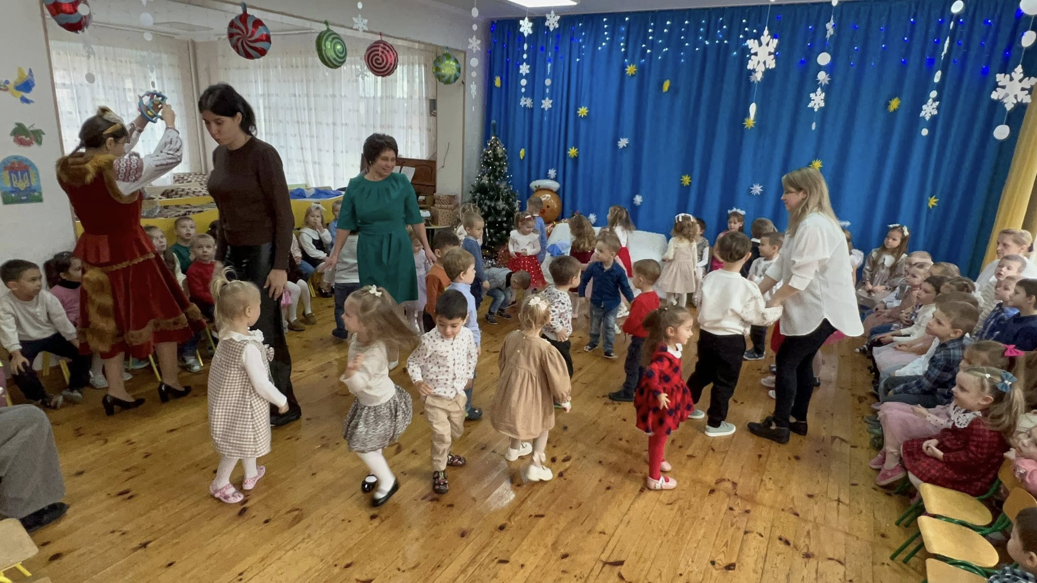 Фото без опису