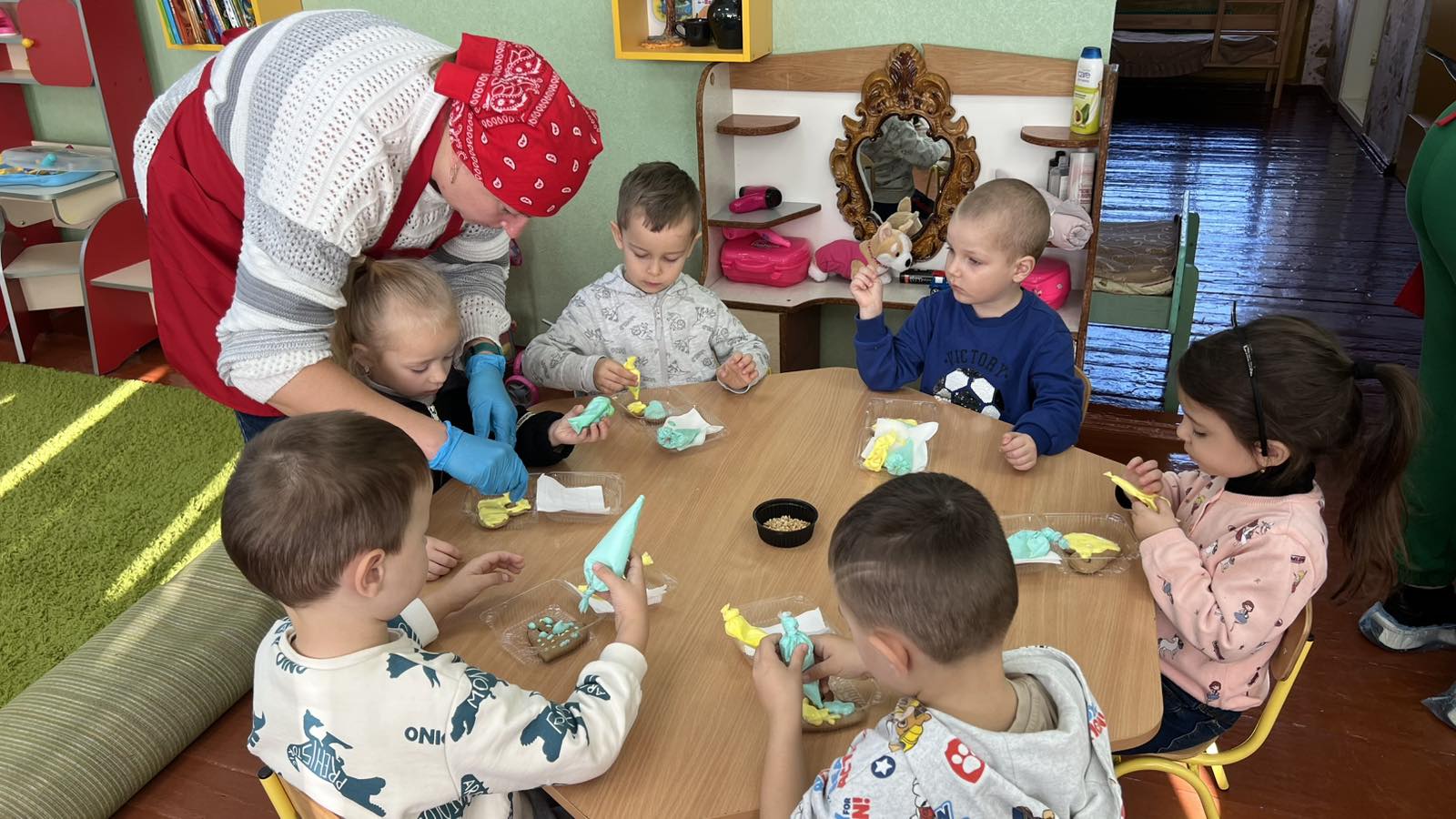 Фото без опису