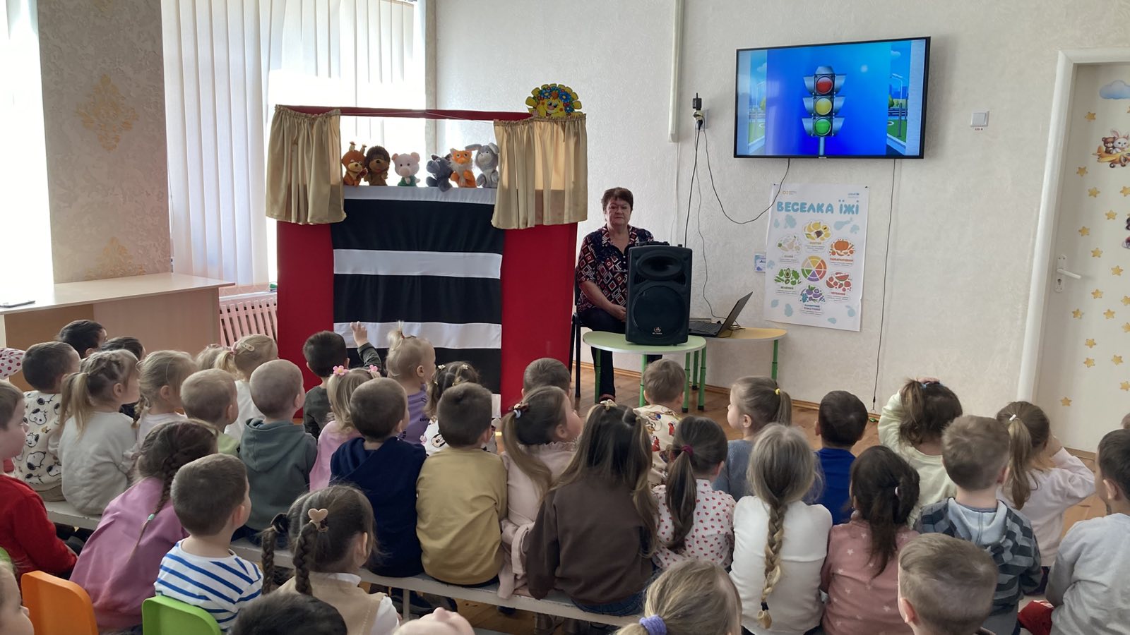 Фото без опису