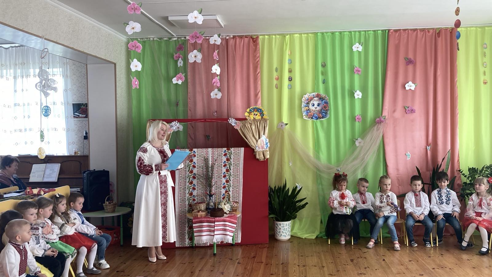 Фото без опису